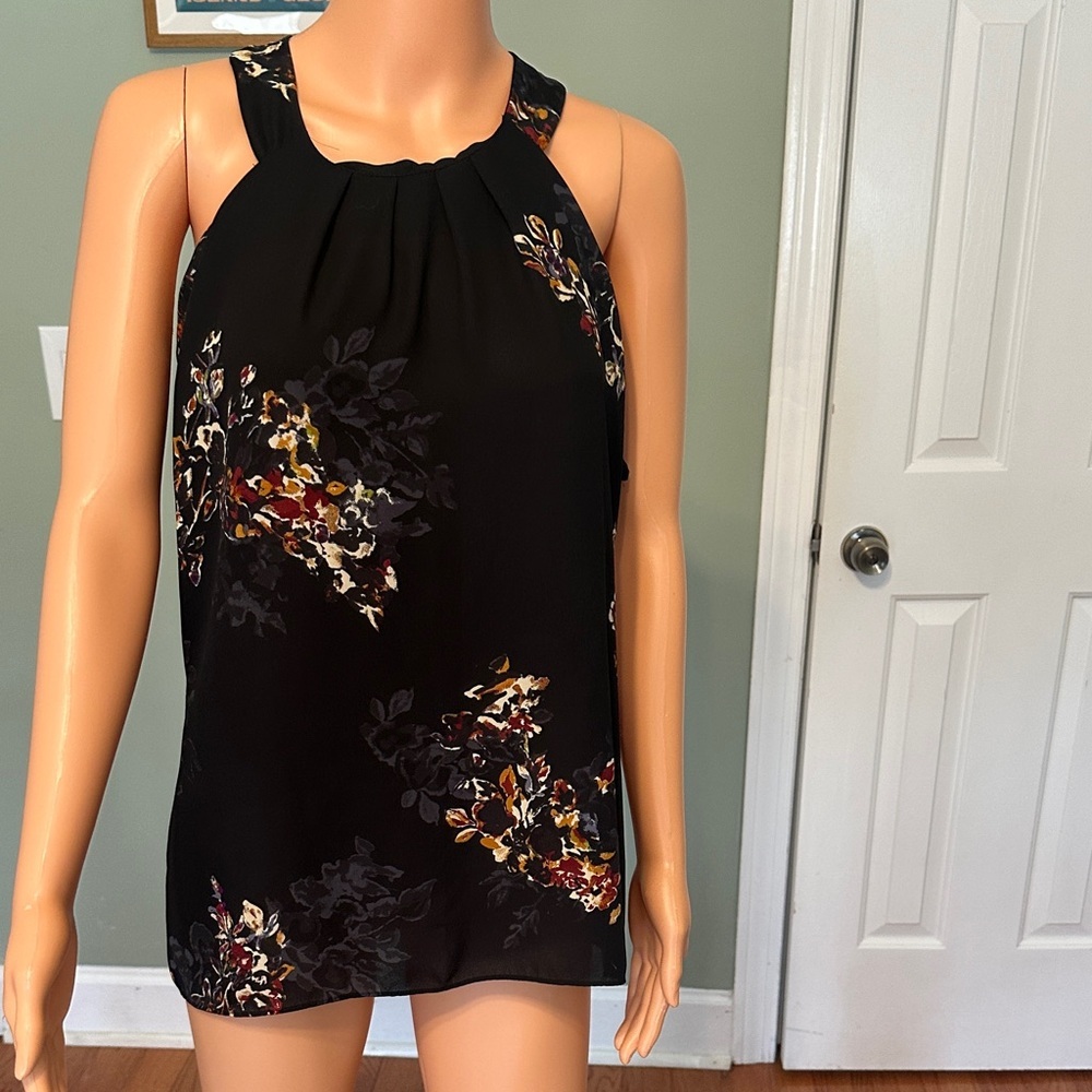 Violet & Claire Black Floral Halter-Style Camisole
